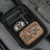 Morral Viperade con parches personalizados en su panel frontal, ideal para mostrar insignias y distintivos tácticos