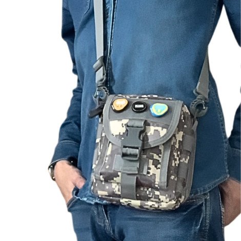 Mochila táctica cruzada EDC con MOLLE, perfecta para actividades urbanas y al aire libre